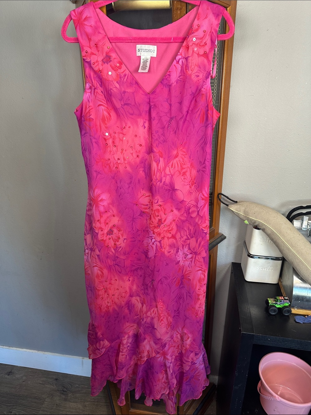 Studio I Hot Pink & Magenta Floral Sleeveless V-Neck Dress